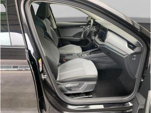 Skoda Octavia Combi 2.0TDI Selection STHG AHK MATRIX