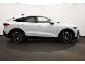 Audi SQ5 Sportback TFSI S tronic Panoramadach Head Up Display 360Grad Rautensteppung