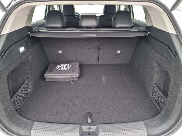 MG HS 1.5 PHEV Luxury *Nur Gewerbe SpurH ACC el.Heck LED