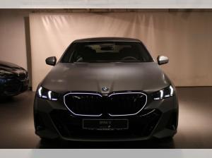 BMW i5 eDrive40 Limousine ab 07/2026 als Vorführwagen!