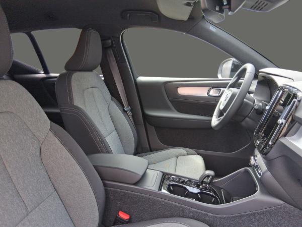 Volvo XC40 B3 Plus Black Edition