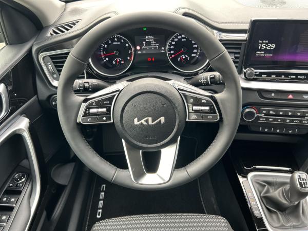 Kia Ceed 1.5 T-GDI Ultimate Edition +LED