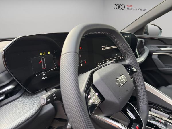 Audi Q5 TFSI S line Matrix Navi 360° AHK 21"
