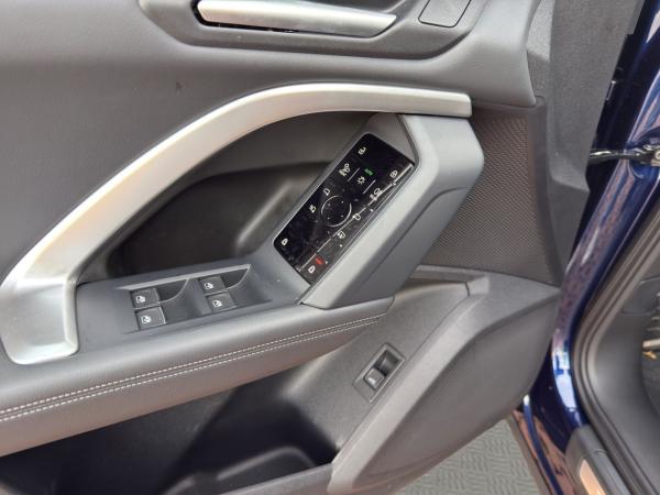 Audi Q5 TFSI S line Matrix Navi 360° AHK 21"