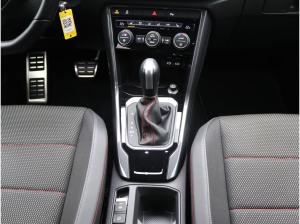 Volkswagen T-Roc Sport 1.5 TSI DSG / R-Line Ext., Navi, LED