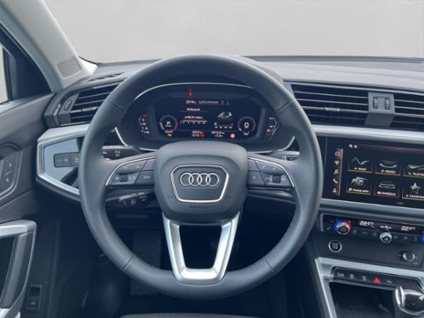 Audi Q3 35 TFSI+ OPTIKPAKET+LED+NAVI+AHK
