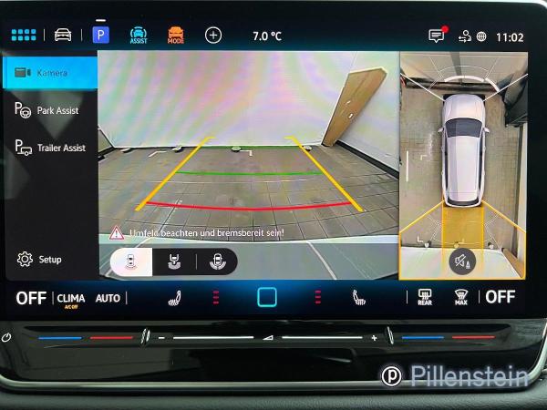 Volkswagen Passat TDI DSG Business AHK+NAVI+HUD+DCC+AREA+17