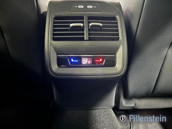 Volkswagen Passat TDI DSG Business AHK+NAVI+HUD+DCC+AREA+17