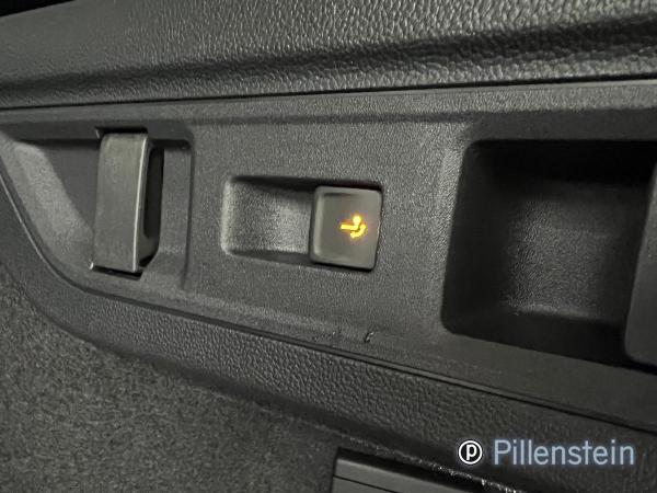 Volkswagen Passat TDI DSG Business AHK+NAVI+HUD+DCC+AREA+17