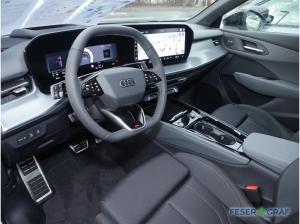 Audi Q3 SUV e-hybrid S line AHK Matrix Pano Tech pro