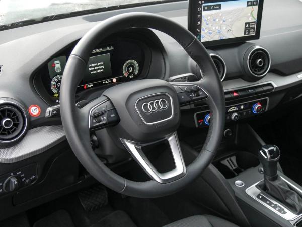 Audi Q2 35 TFSI advanced Matrix AHK Sound Interface