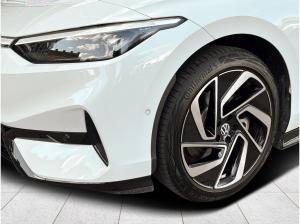 Volkswagen ID.7 Tourer Pro AHK Navi Wärmep. Panorama ACC