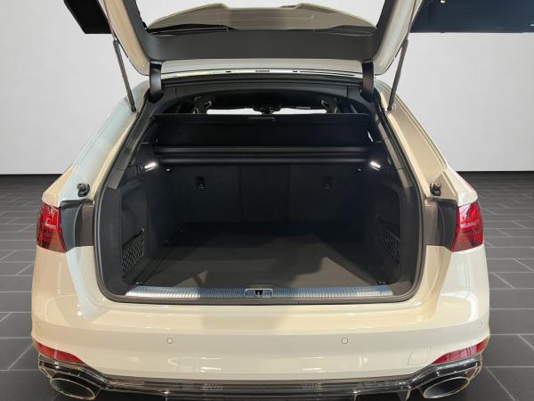 Audi RS4 | Massagekomfort bei voller RS-Power