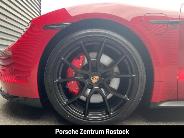 Porsche Taycan GTS Sport Turismo