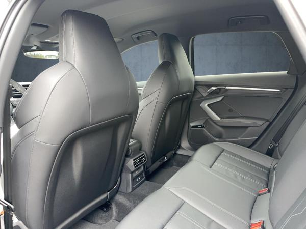 Audi A3 Sportback S-tronic S LINE AHK MATRIX SONOS **SOFORT VERFÜGBAR!**