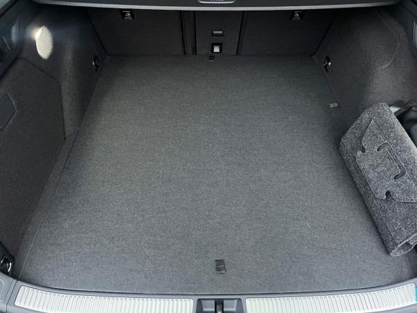 Skoda Superb Combi Sportline 1,5 TSI iV DSG PANO AHK *SOFORT VERFÜGBAR*