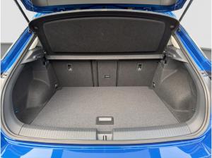 Volkswagen T-Roc Life 1.5 TSI 5JGAR LED ACC Navi