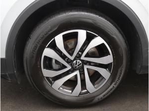 Volkswagen Tiguan Active 1.5 TSI DSG / Navi, App, LED, RFK