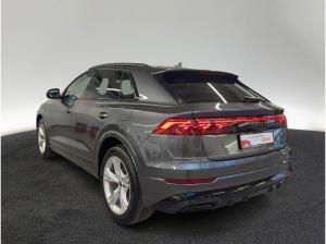 Audi Q8 SUV TFSI e quattro tiptronic