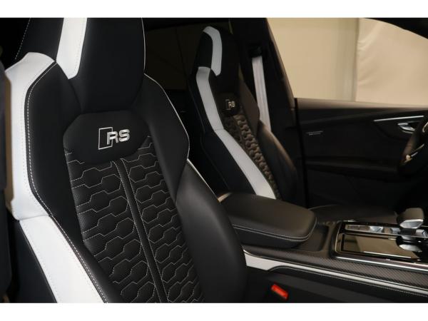 Audi RS Q8 4.0 TFSI*UPE187*FACELIFT*Pano* B&OAdv*Laser*SoftClose * Audi RS Q8 4.0 TFSI*UPE187*FACELIFT*Pano* B&OAdv*Laser*SoftClose *