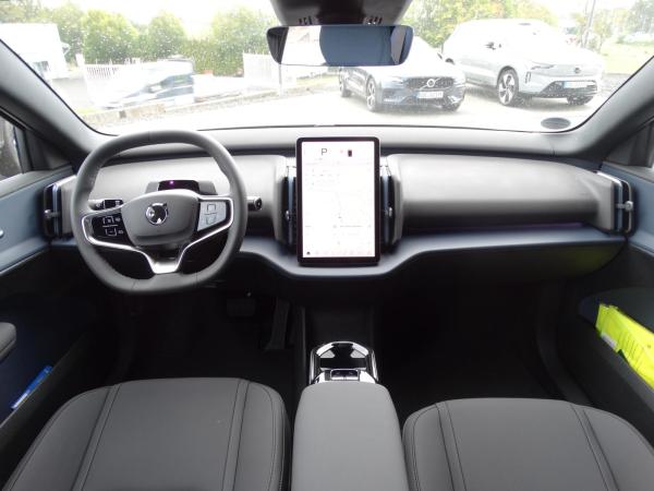 Volvo EX30 Single Motor Extended Range Plus