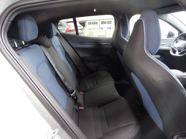 Volvo EX30 Single Motor Extended Range Plus