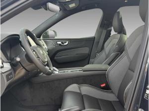 Volvo XC60 T8 Plus Black Edition+360°+HUD+Licht+Lagom