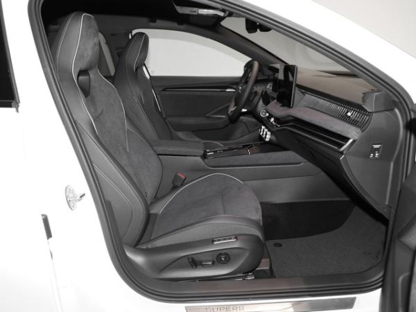 Skoda Superb Combi Sportline 1.5 eTSI DSG