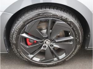 Skoda Octavia Combi RS 2.0 TSI DSG / Matrix, SmartLink