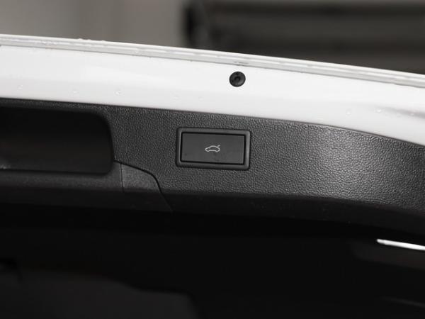 Skoda Superb Combi Sportline 1.5 eTSI DSG