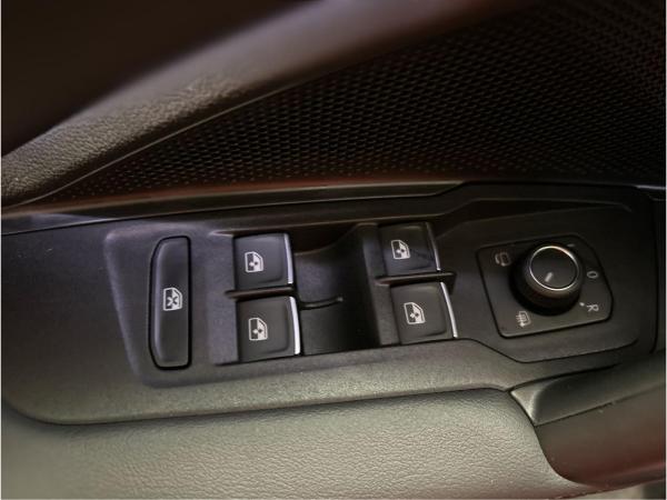 Volkswagen Tiguan 2.0 TDI DSG R-Line CarPlay Black Matrix