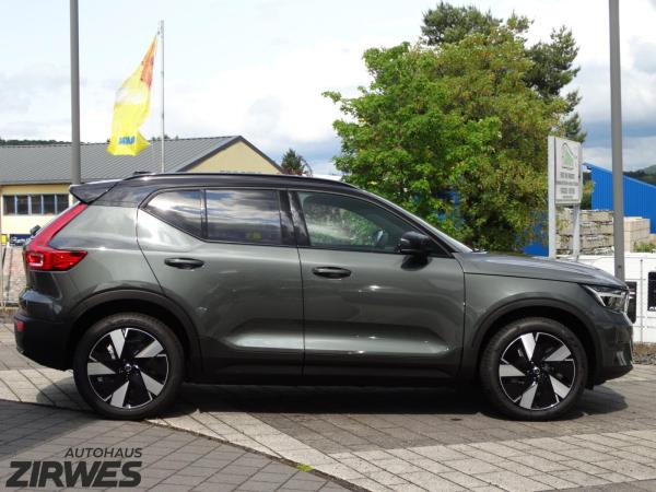 Volvo EX40 Single Motor Extended Range Plus Dark