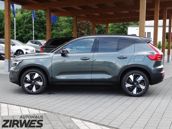 Volvo EX40 Single Motor Extended Range Plus Dark