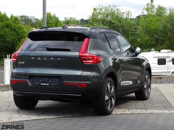 Volvo EX40 Single Motor Extended Range Plus Dark