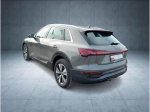 Audi Q8 e-tron advanced 50 qu. PANO HUD AHK Matrix 19