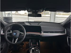 BMW iX2 xDrive30 M-Sportpaket-Pro AHK-AC-LADEN-PROF