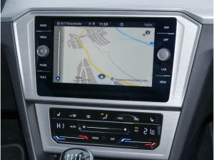 Volkswagen Passat Variant SHZ Navi AHK ACC