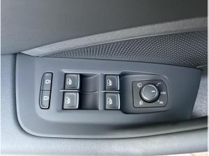 Volkswagen Passat Business 1.5 l eTSI OPF DSG CarPlay Winterreifen IQ-Light