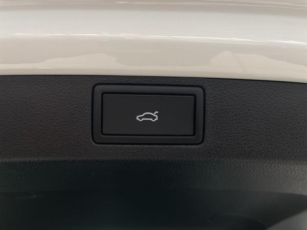 Skoda Scala Monte Carlo 1,5 TSI DSG NAVI AHK PANO