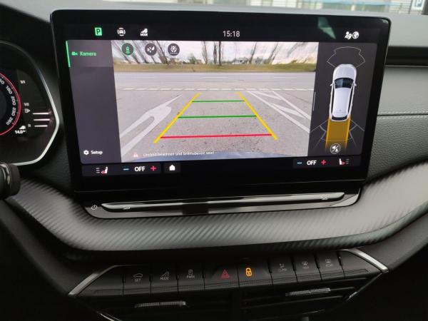 Skoda Octavia Combi Sportline 2.0 TDI DSG NAVI LED ACC