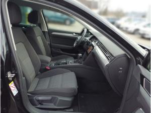 Volkswagen Passat Variant Business 2.0 TDI DSG / Navi, LED
