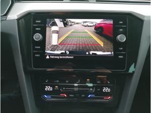 Volkswagen Passat Variant Business 2.0 TDI DSG / Navi, LED