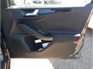 Ford Focus Limousine 1.0 EcoBoost MHEV ST-Line SHZ