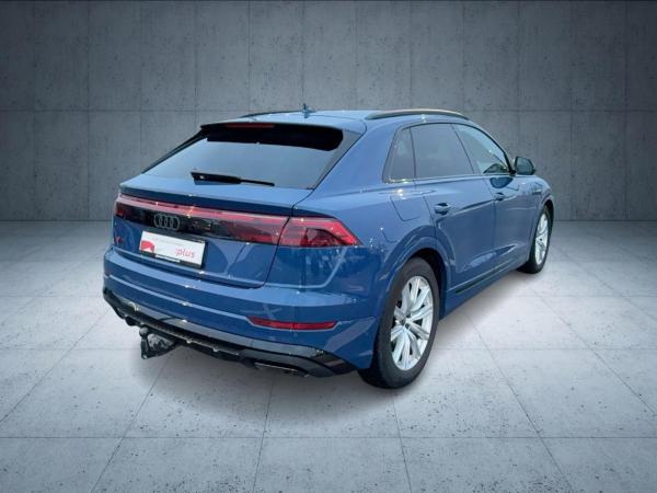 Audi Q8 SUV 50 TDI qu. tiptr. Luft PANO AHK 22 HUD