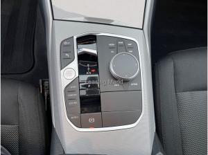 BMW 318 318d Touring Aut. + AHK + Driving Assistant