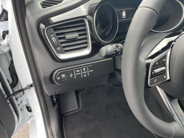 Kia Ceed SW 1.5T DCT VISION | KOMFORT+ | NAVI | SHZ | GEWERBLICH