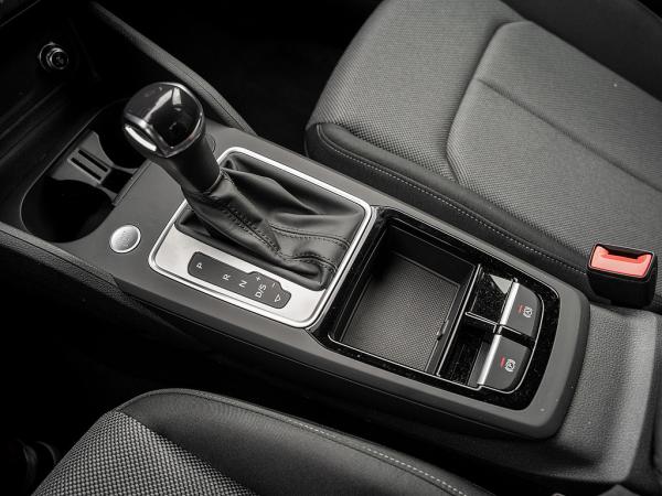 Audi Q2 35 TFSI S tronic Ganzjahresreifen Smartphone Kameraa