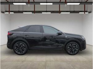 Peugeot 3008 GT Exclusive +AHK+Schiebdach+Focal+Massage