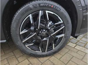 Peugeot 3008 GT Exclusive +AHK+Schiebdach+Focal+Massage