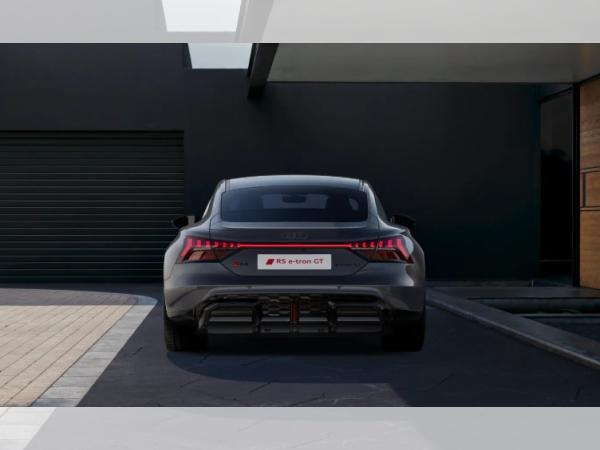 Audi e-tron GT RS quattro ⇒ LF 0,73 ⇒ RS-Designpaket rot ⇒ 21" ⇒ Allradlenkung ⇒  Sitzbelüftung